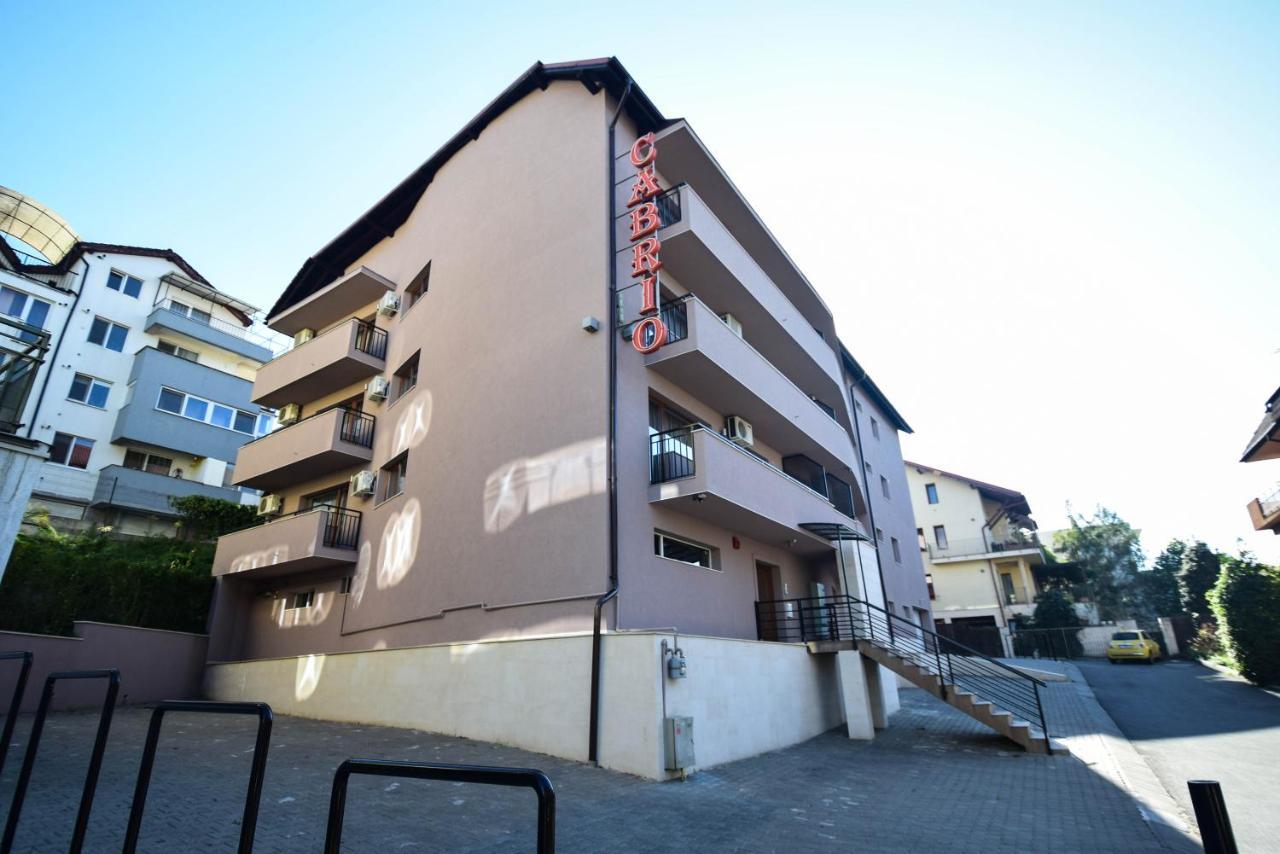 Cabrio Apart Hotel คลูจ-นาโปกา ภายนอก รูปภาพ