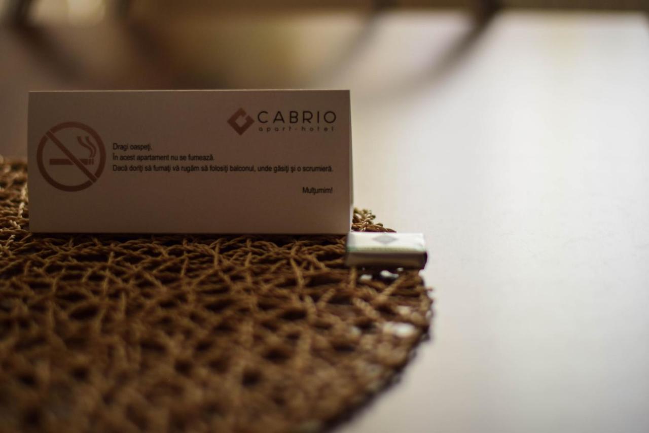 Cabrio Apart Hotel คลูจ-นาโปกา ภายนอก รูปภาพ